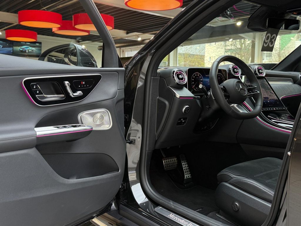 Mercedes-Benz GLC 300 2024