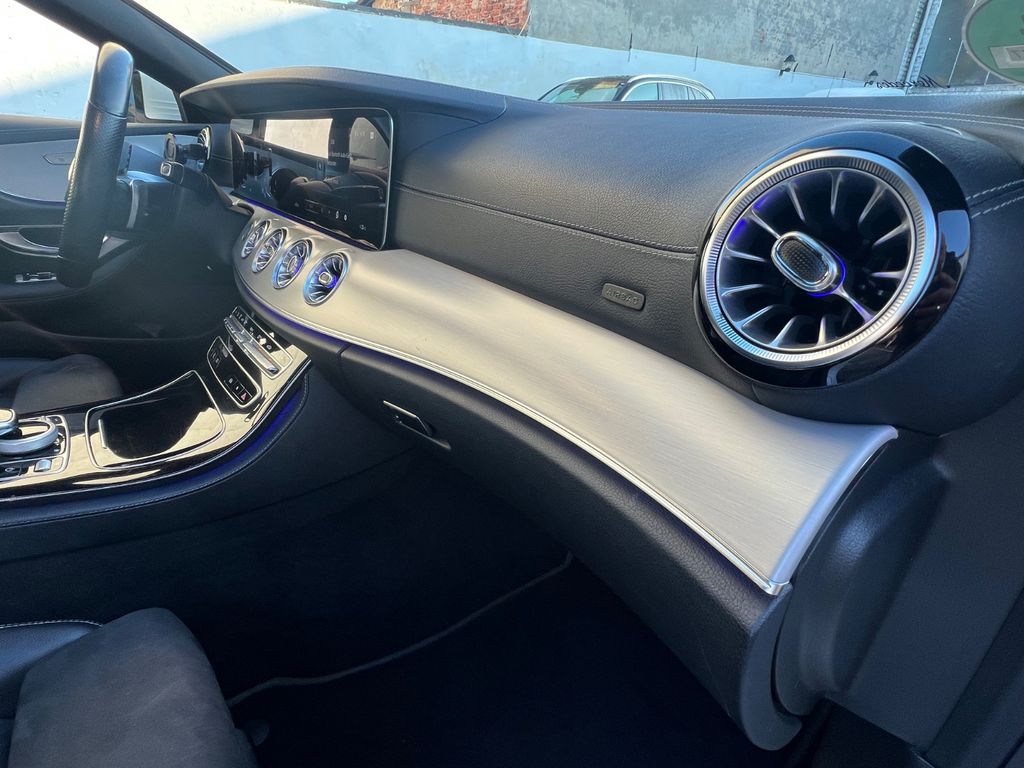 Mercedes-Benz E 220 2021