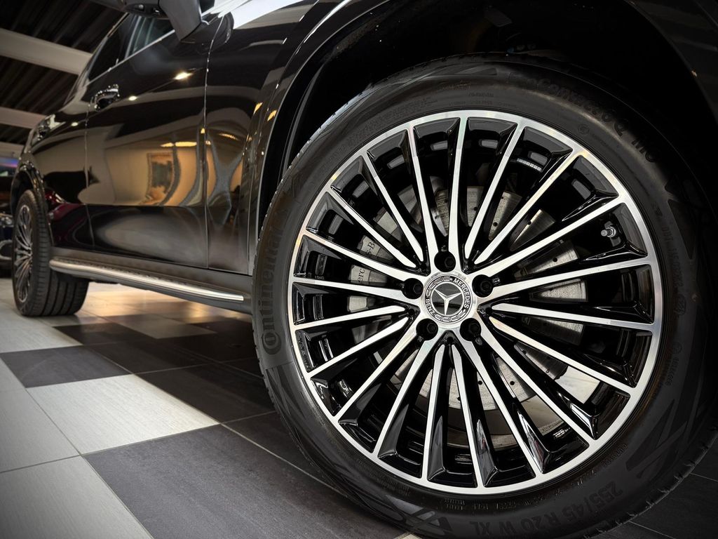 Mercedes-Benz GLC 300 2024