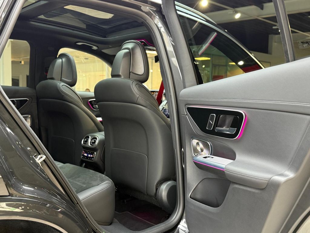 Mercedes-Benz GLC 300 2024