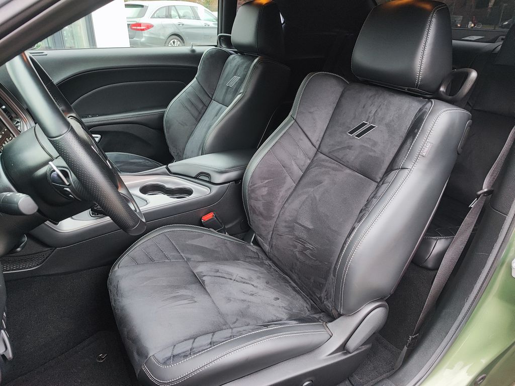 Dodge Challenger 2023