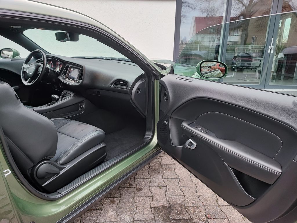 Dodge Challenger 2023