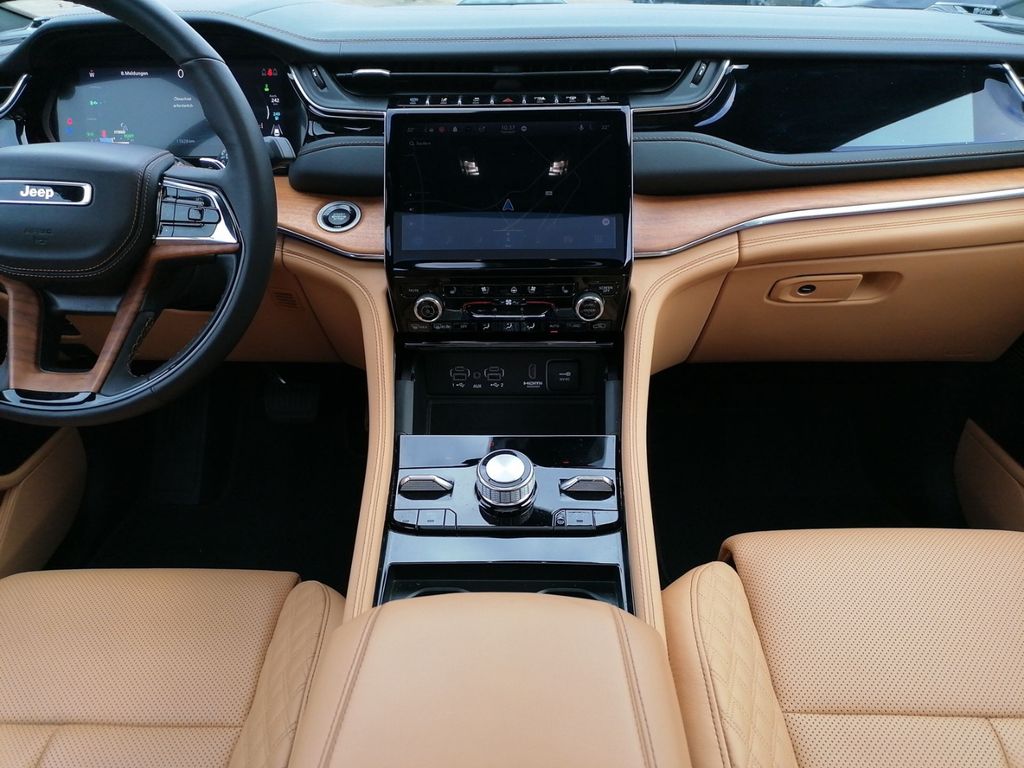 Jeep Grand Cherokee 2023