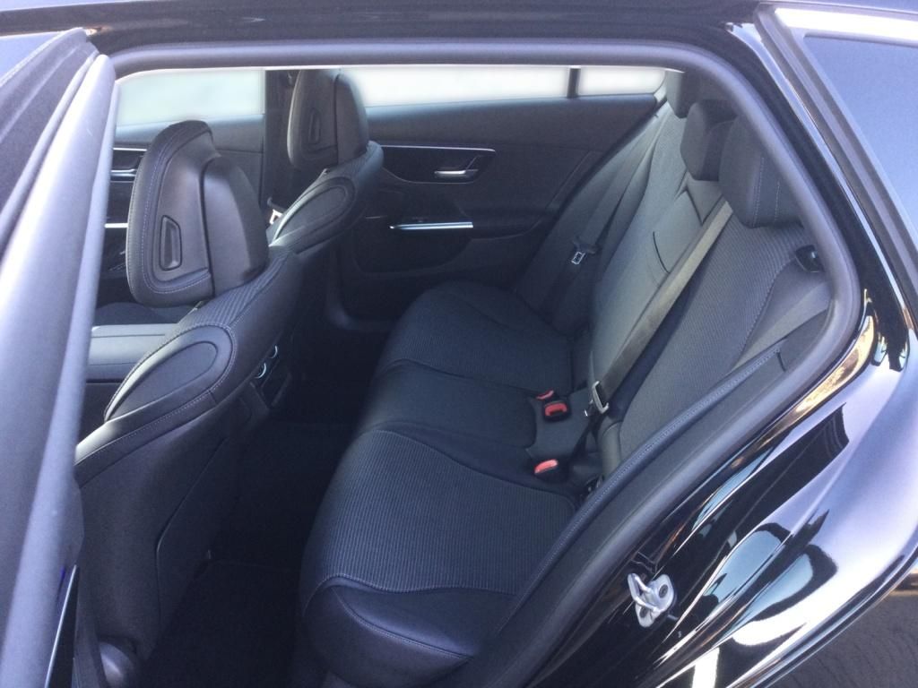 Mercedes-Benz C 200 2024