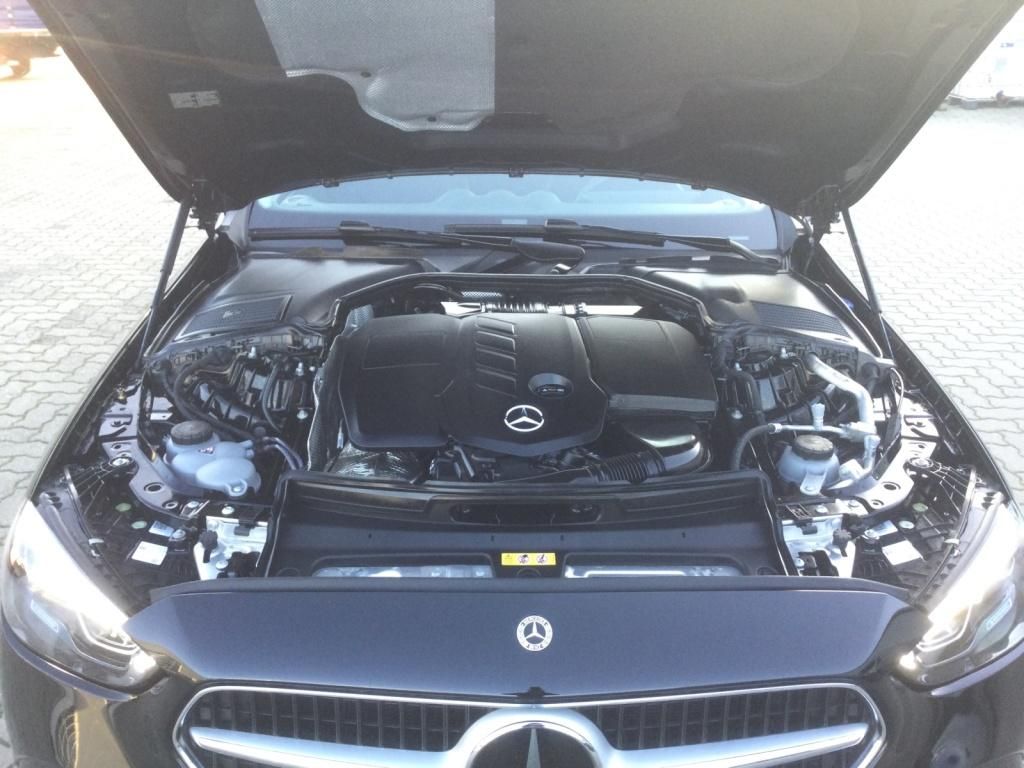 Mercedes-Benz C 200 2024