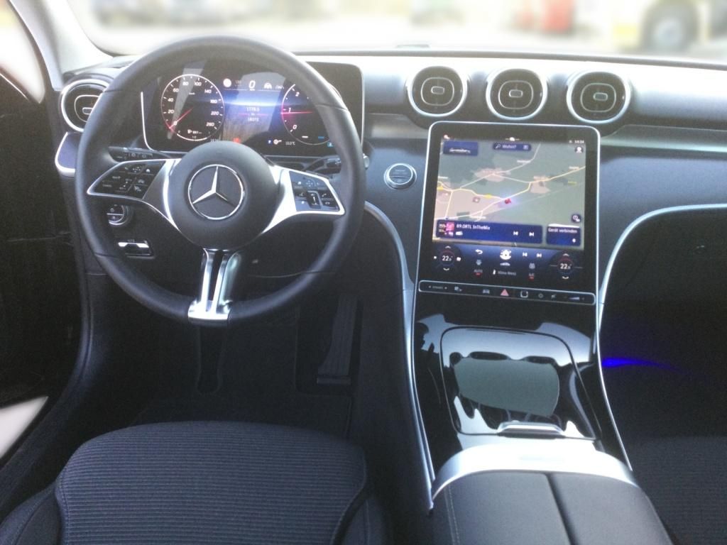 Mercedes-Benz C 200 2024