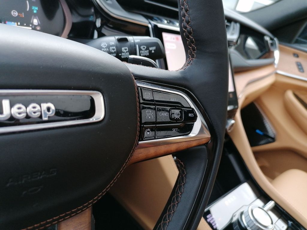 Jeep Grand Cherokee 2023