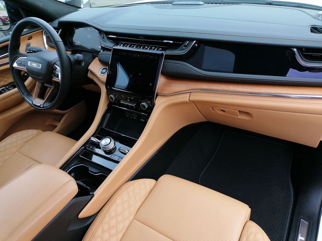 Jeep Grand Cherokee 2023