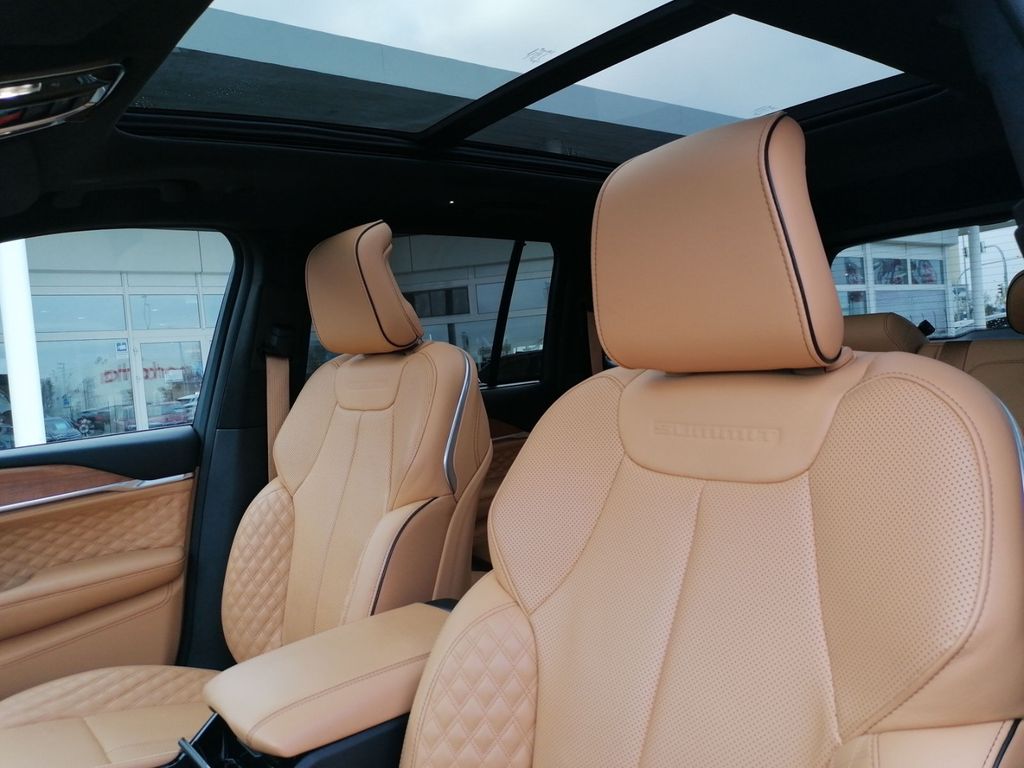 Jeep Grand Cherokee 2023