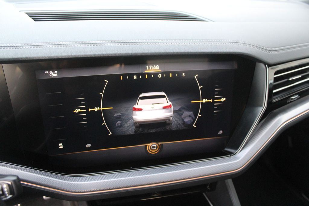 Volkswagen Touareg 2021