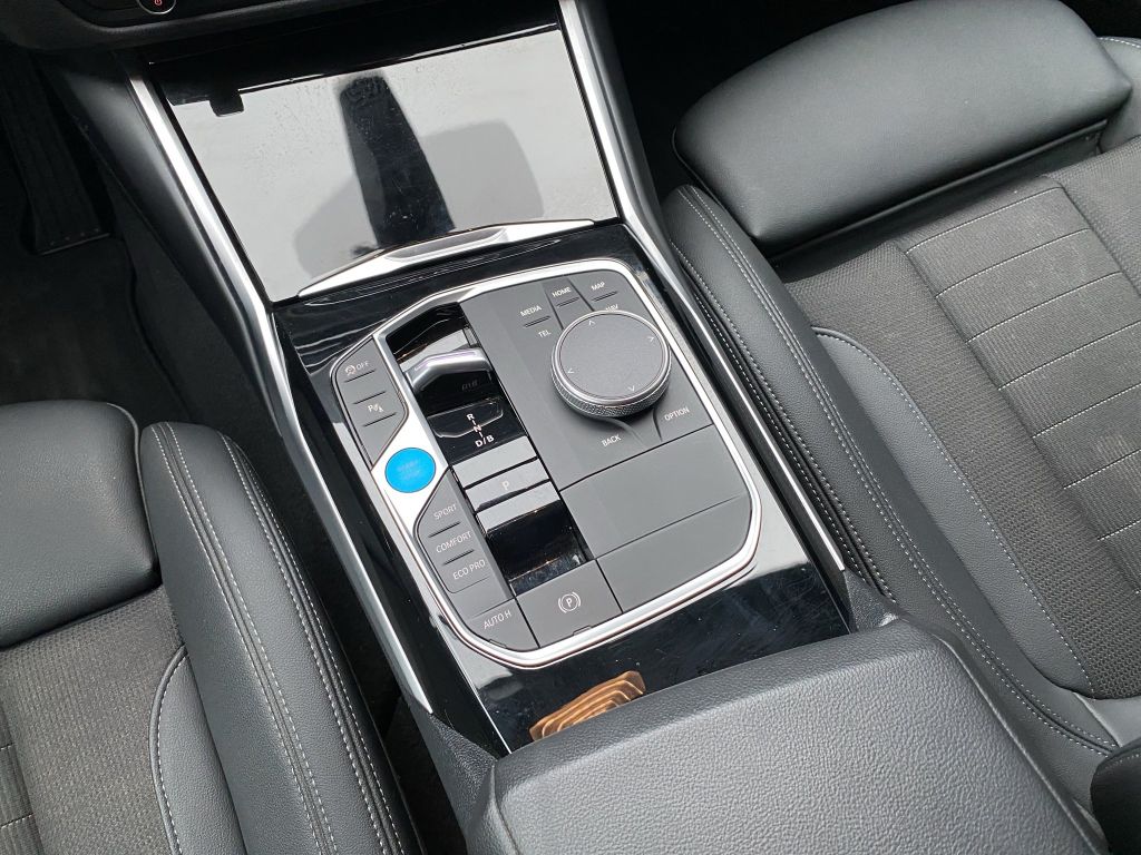 BMW i4 2023