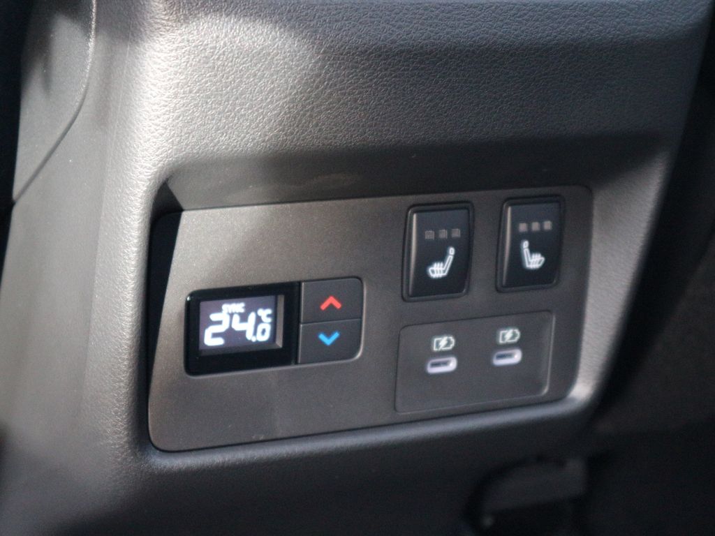 Nissan X-Trail 2025