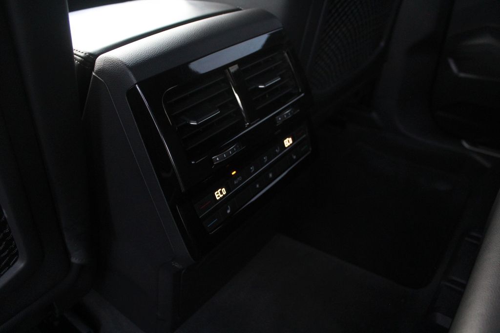 Volkswagen Touareg 2021