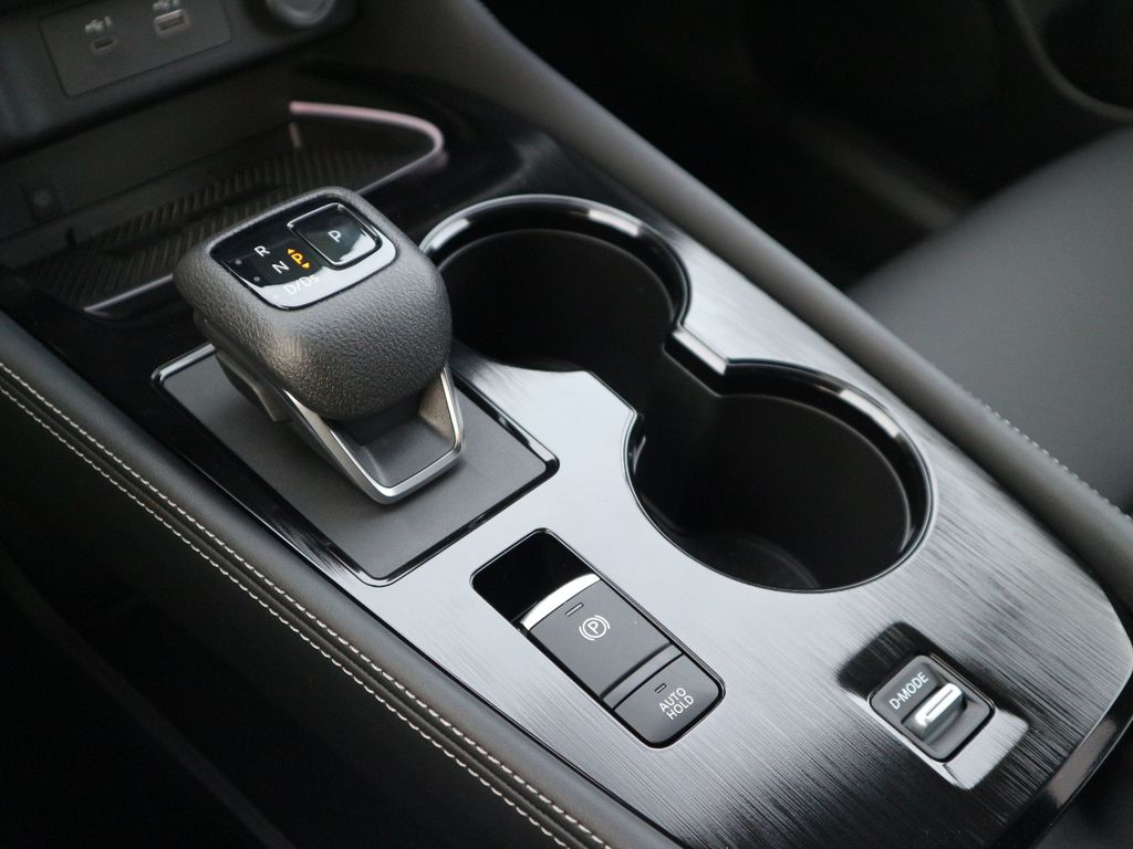 Nissan X-Trail 2025
