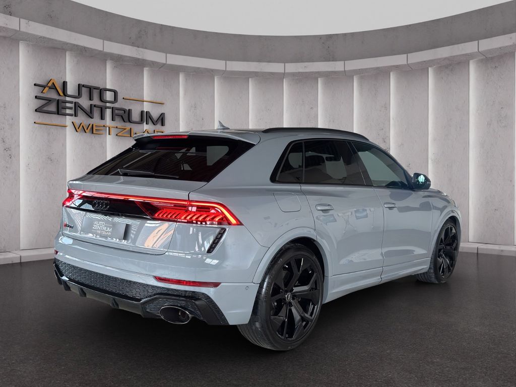 Audi RSQ8 2024