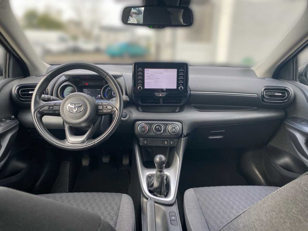 Toyota Yaris 2021