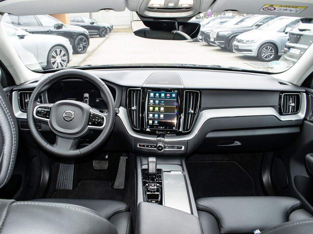 Volvo XC60 2025
