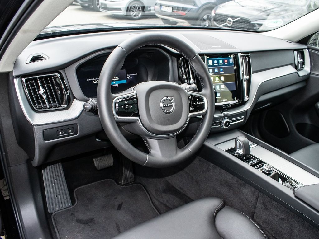 Volvo XC60 2025