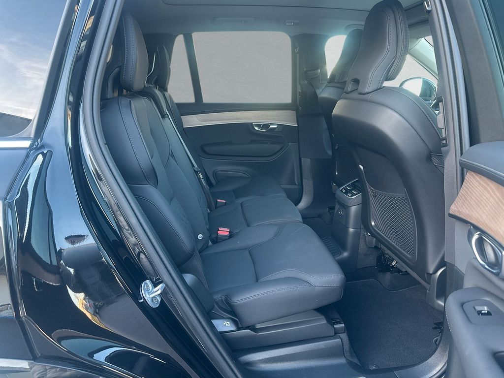 Volvo XC90 2025