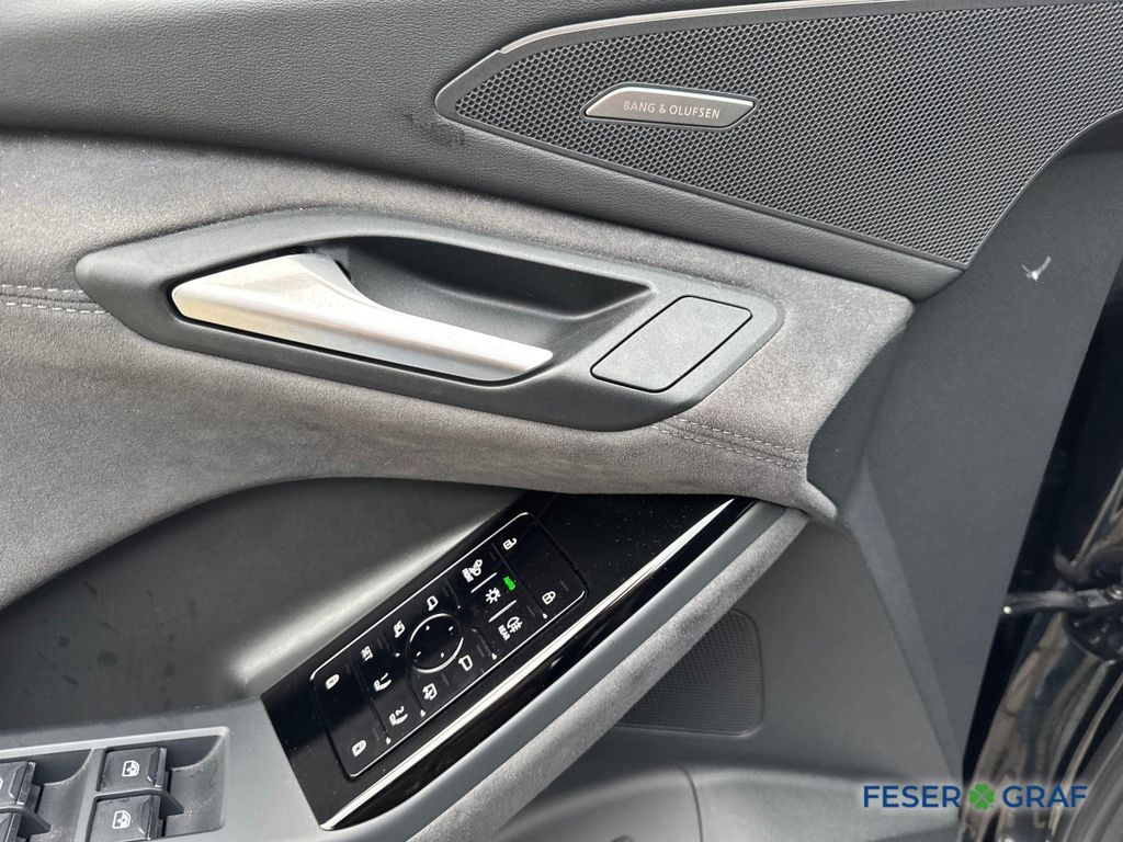 Audi SQ6 e-tron 2024