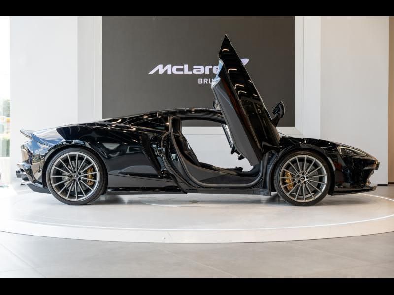 McLaren GT 2023