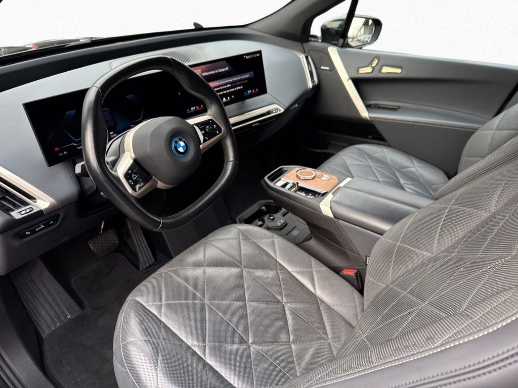 BMW iX 2023