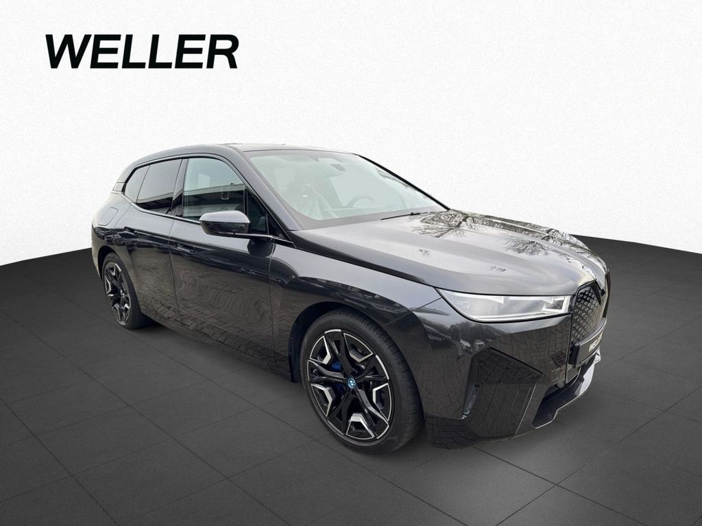 BMW iX 2023
