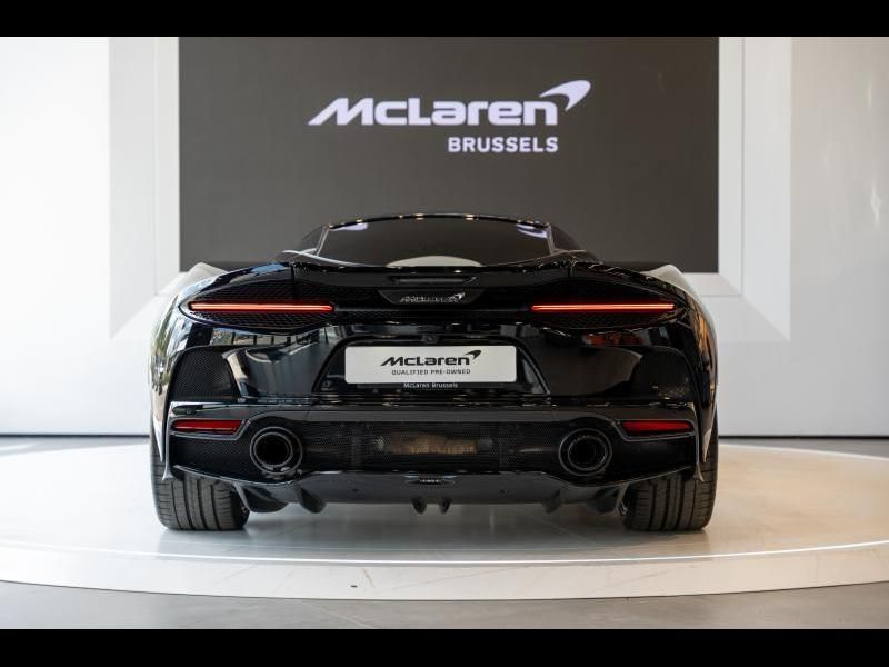 McLaren GT 2023