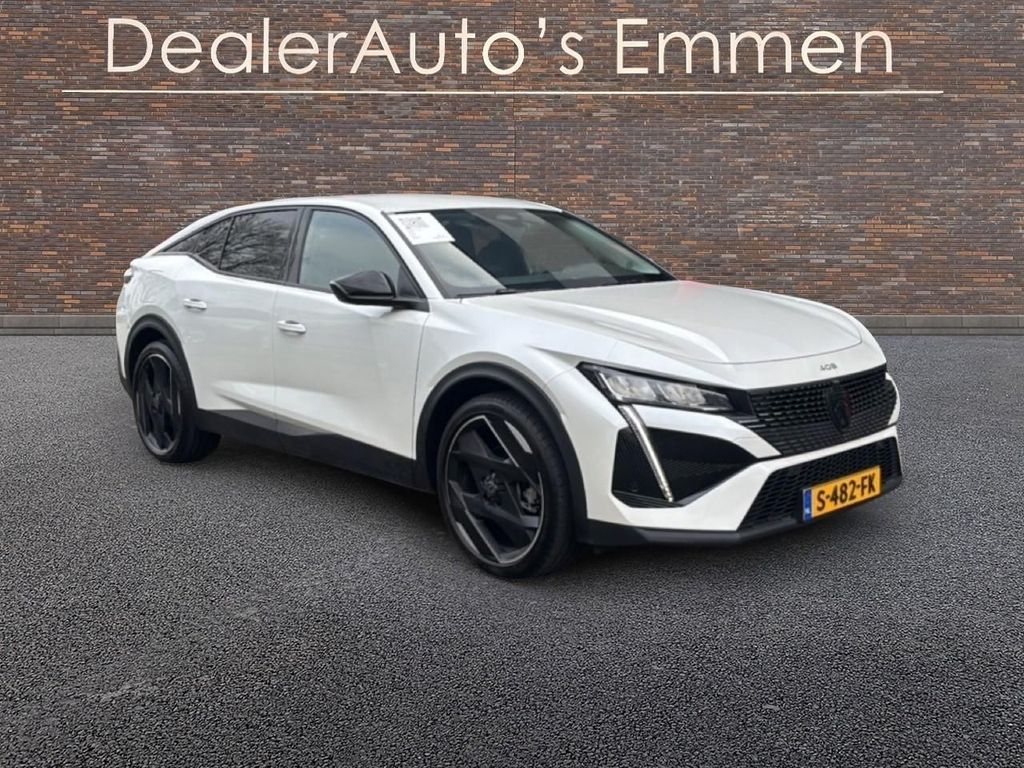 Peugeot 408 2023