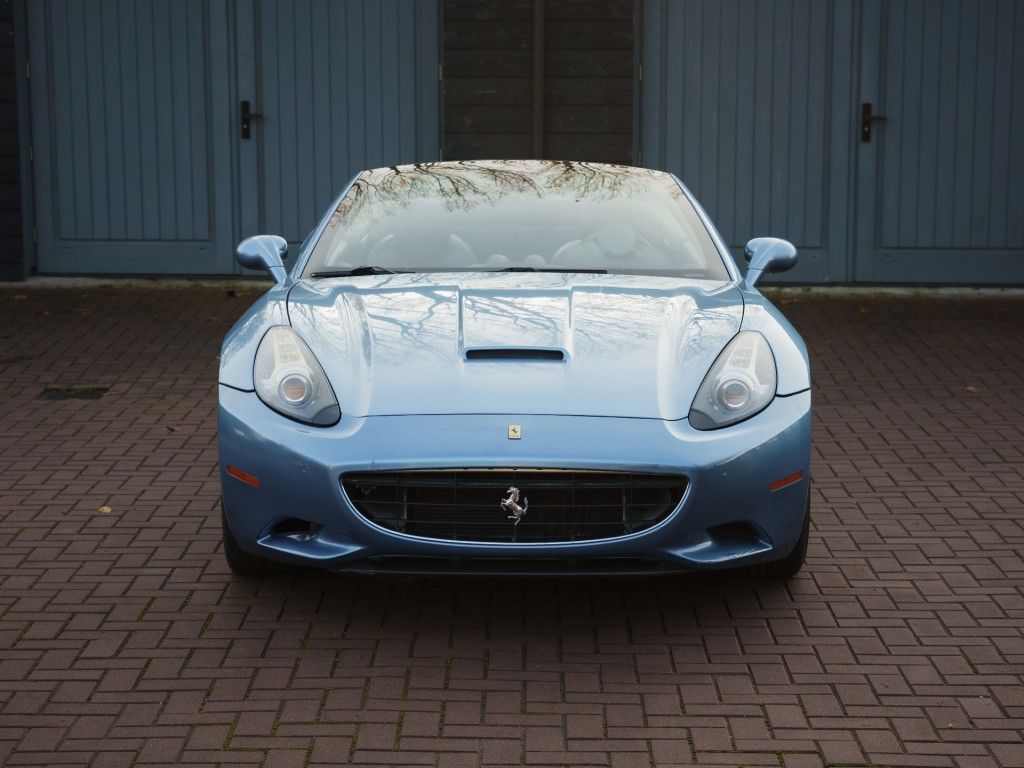 Ferrari California 2010