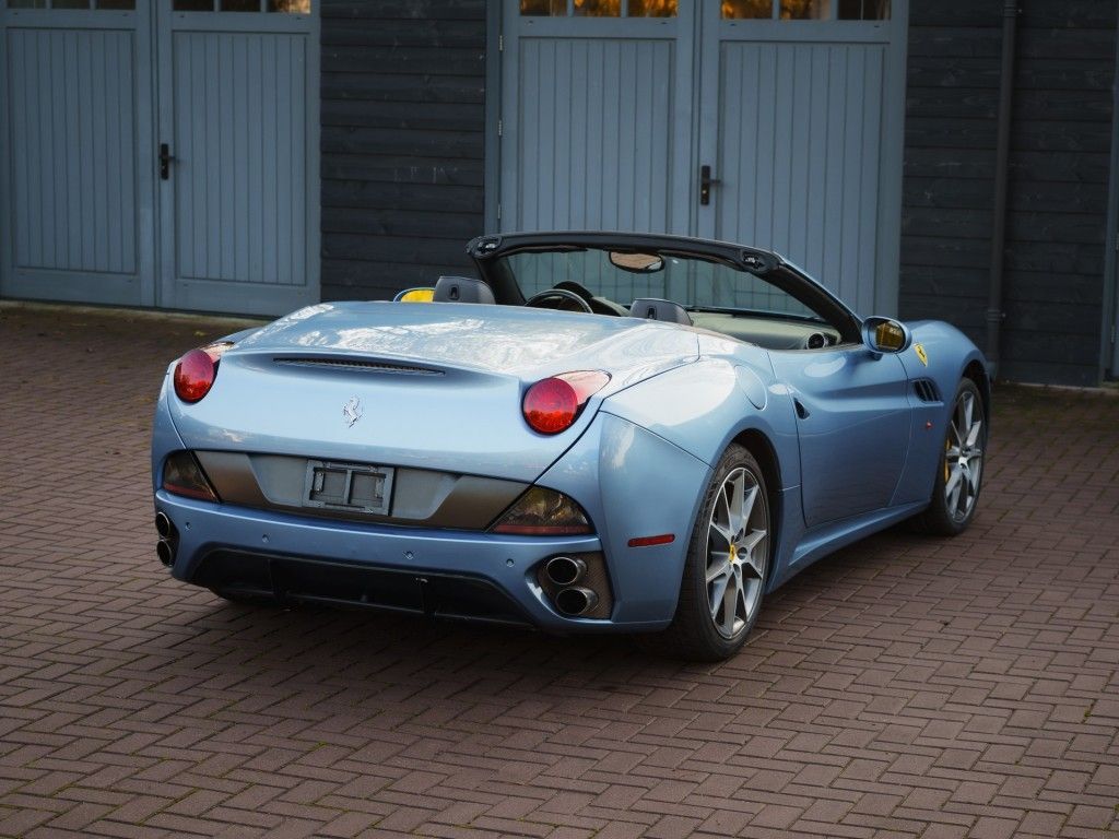 Ferrari California 2010