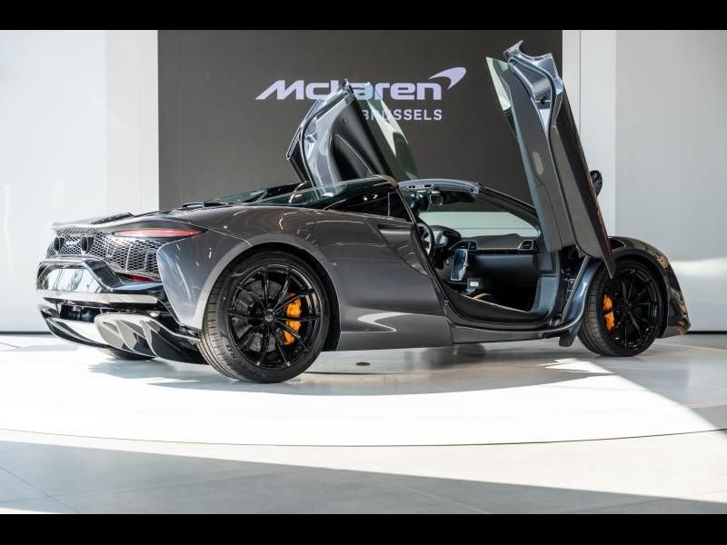 McLaren Artura