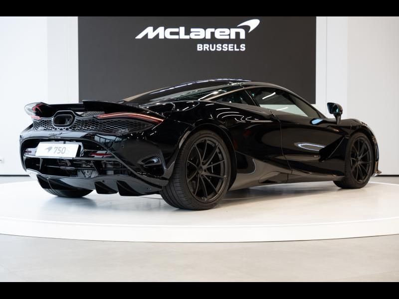 McLaren 750S