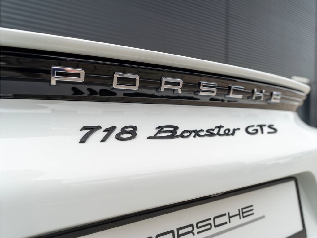 Porsche Boxster 2024