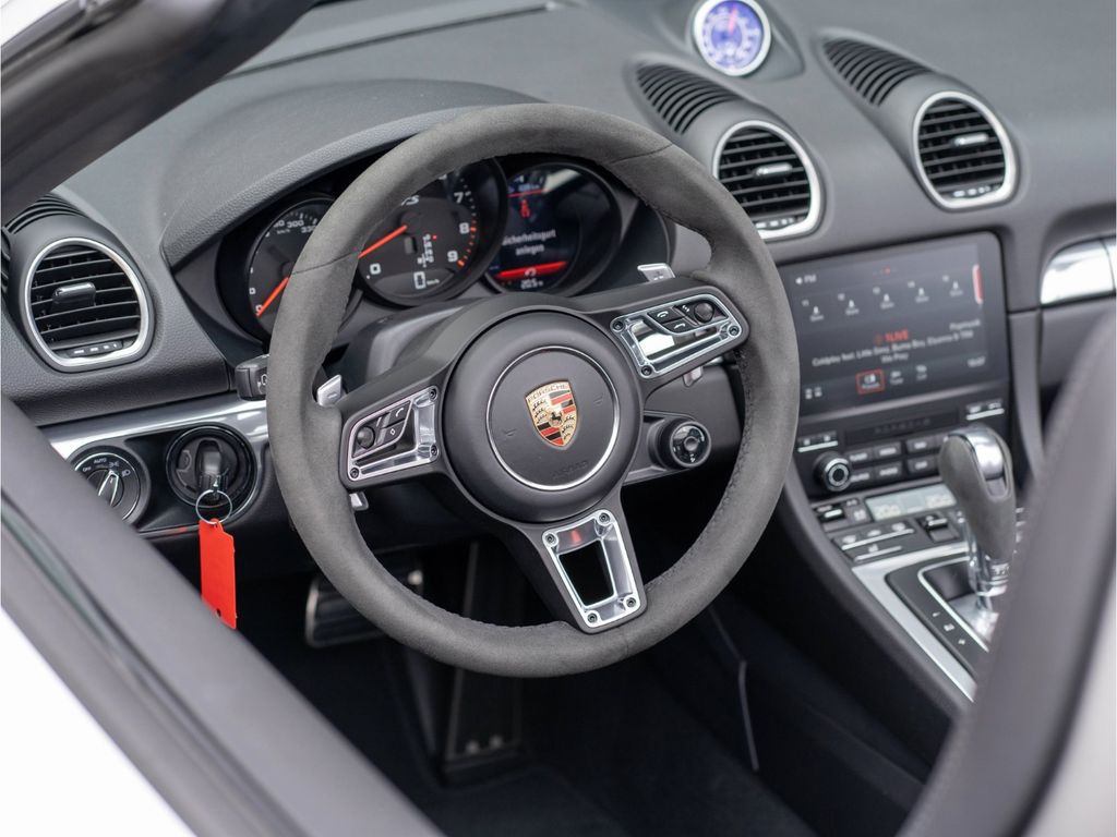 Porsche Boxster 2024