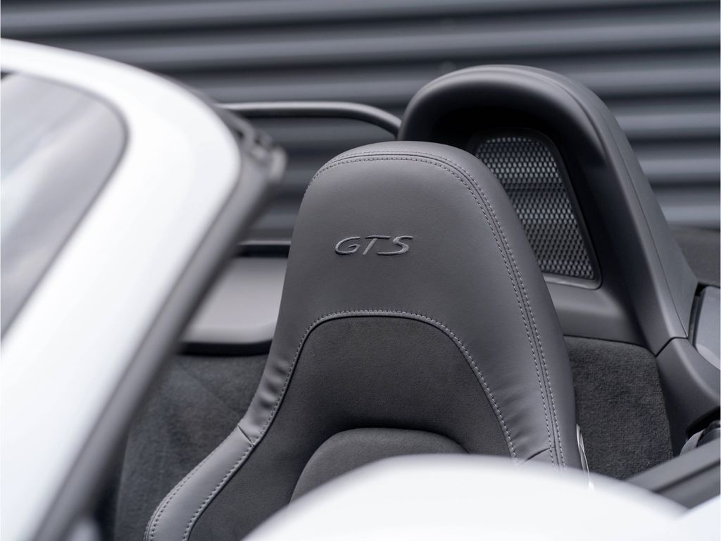 Porsche Boxster 2024