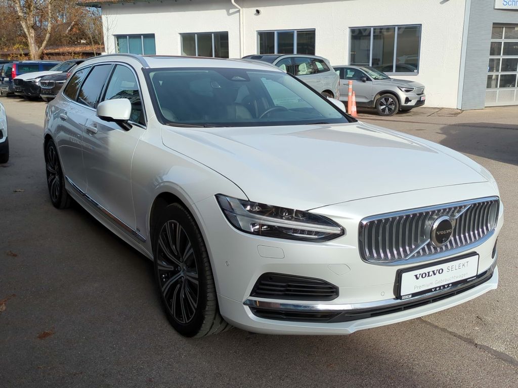 Volvo V90 2022