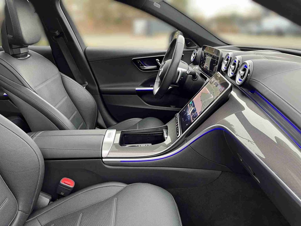 Mercedes-Benz C 300 2024