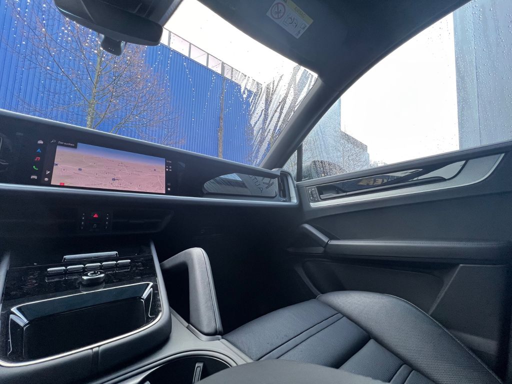 Porsche Cayenne 2024