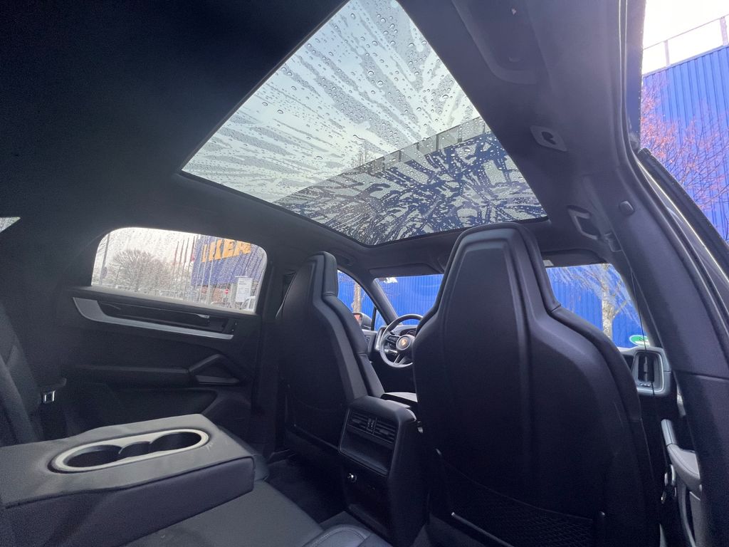 Porsche Cayenne 2024