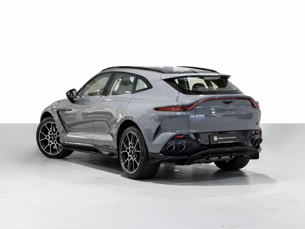 Aston Martin DBX