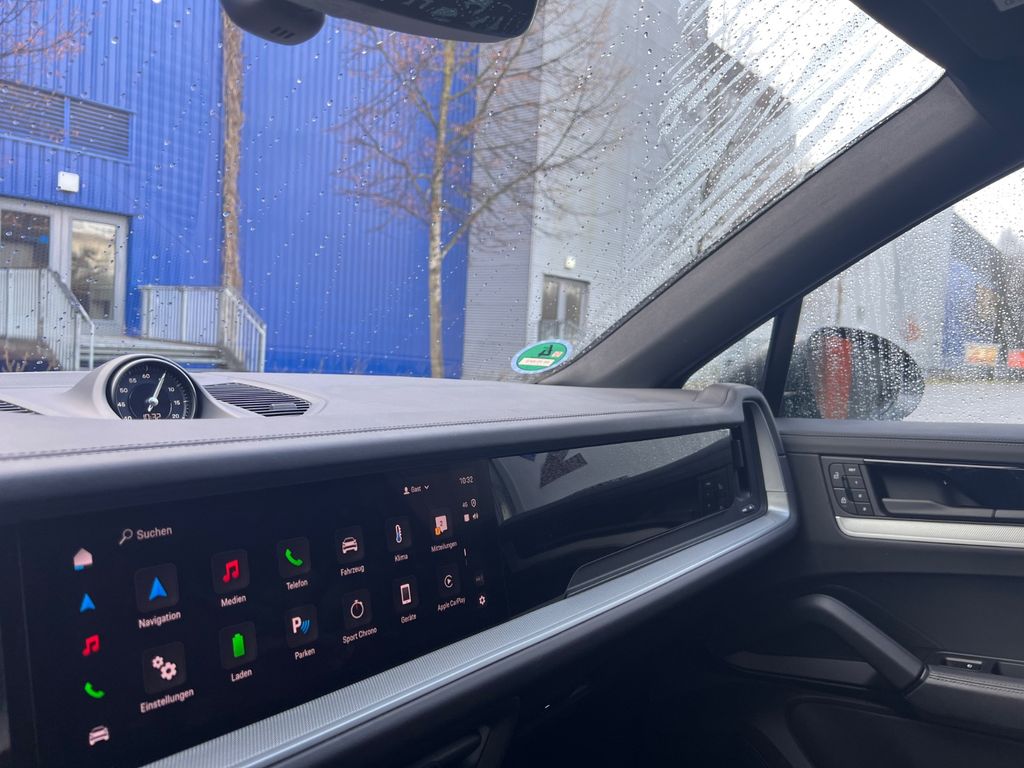 Porsche Cayenne 2024