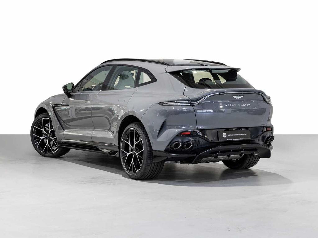 Aston Martin DBX