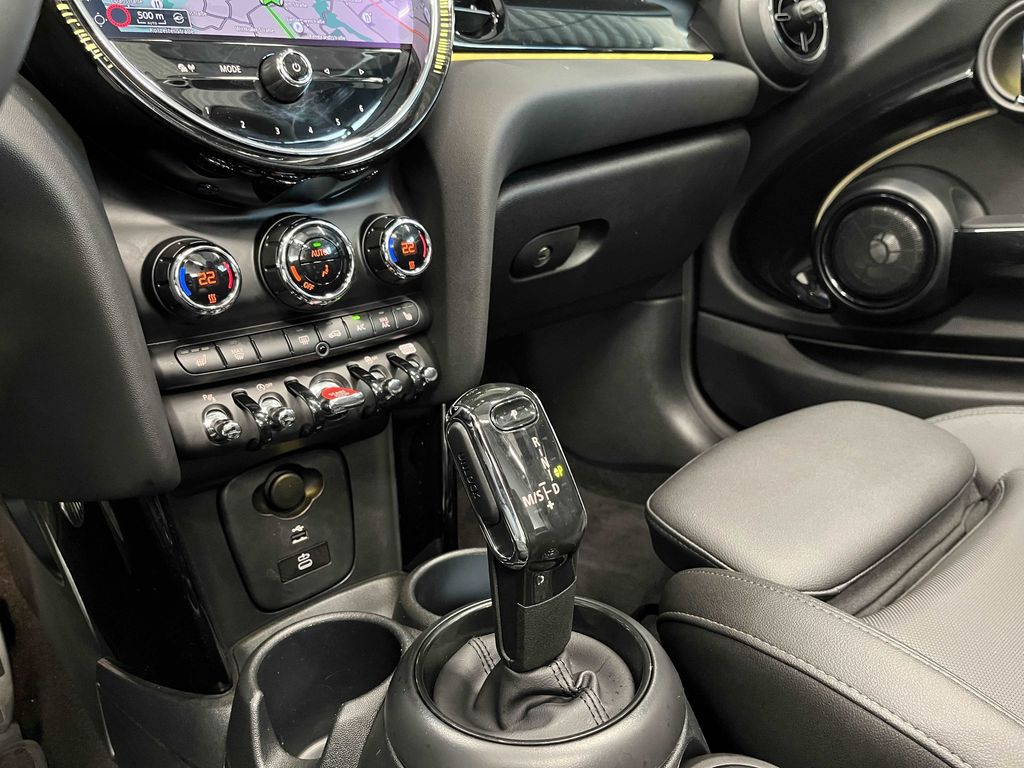 MINI Cooper S Cabrio 2023