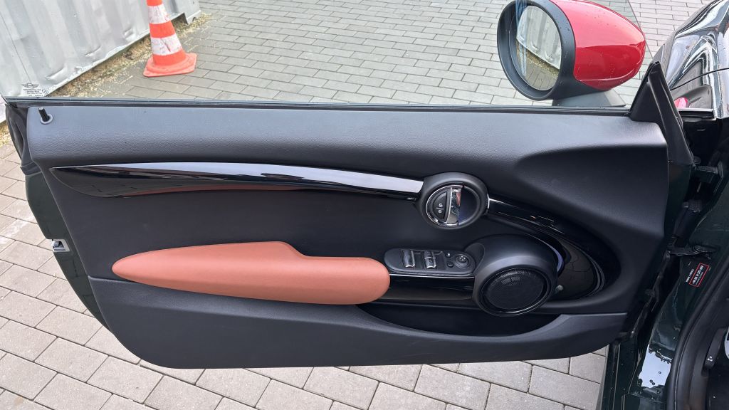 MINI John Cooper Works Cabrio 2023