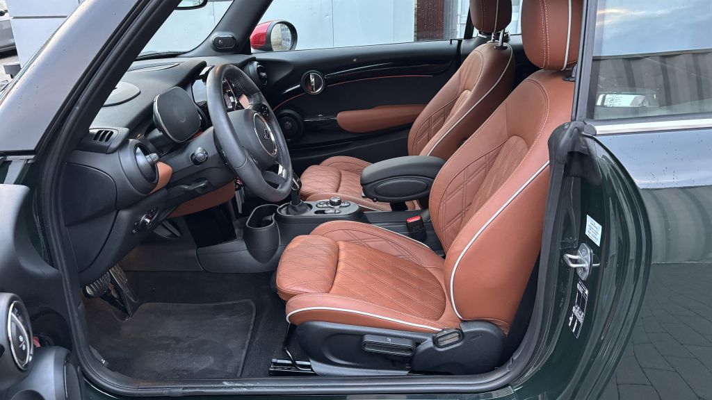 MINI John Cooper Works Cabrio 2023
