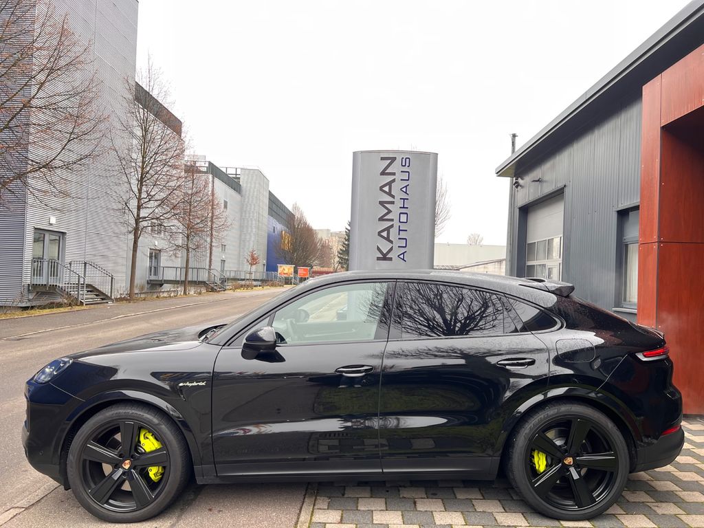 Porsche Cayenne 2025