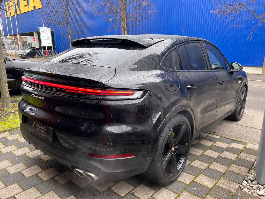 Porsche Cayenne 2025