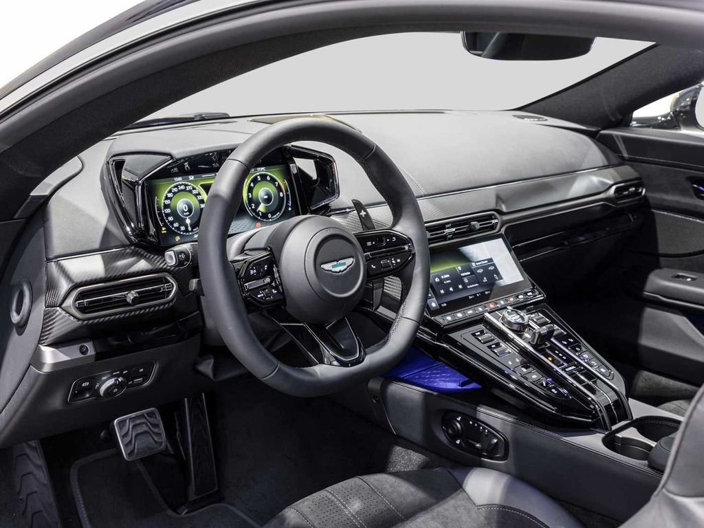 Aston Martin V8 Vantage