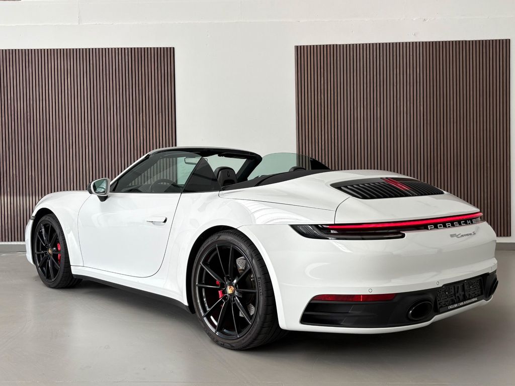Porsche 992 2023
